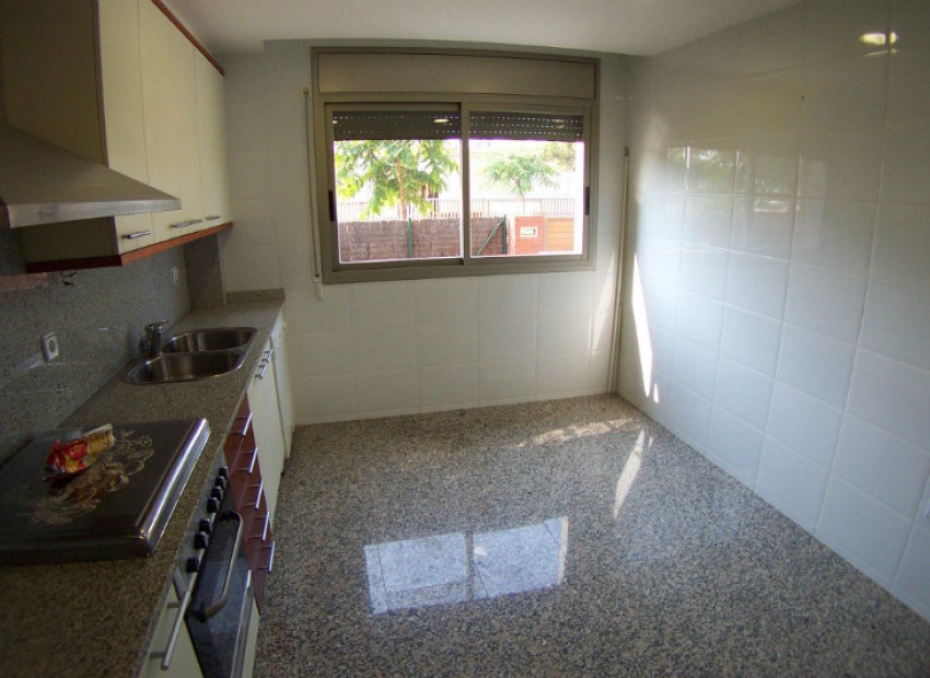 Venta - Adosado -
Gava