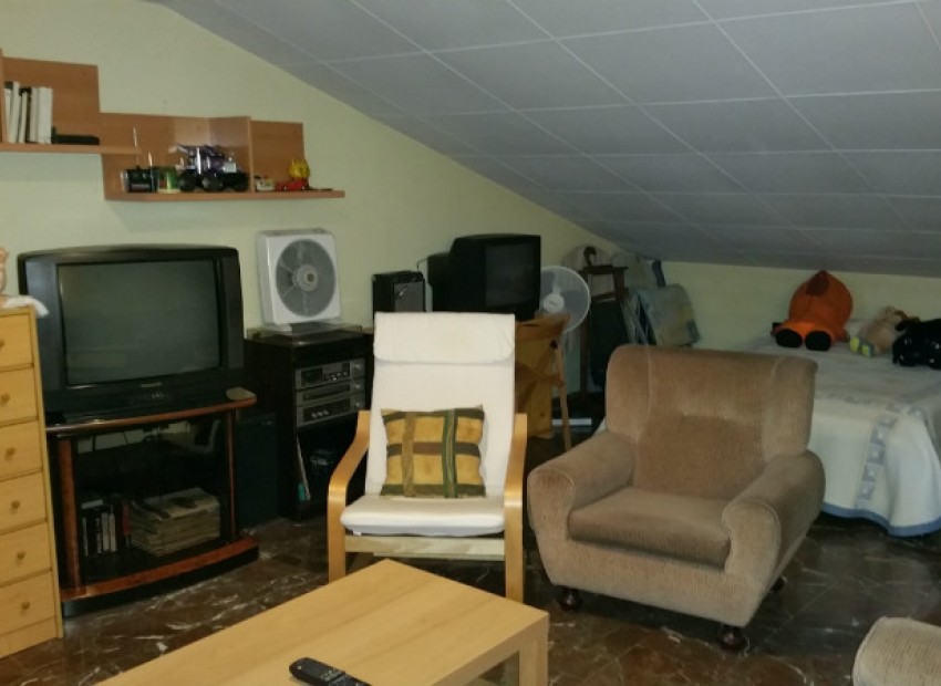 Venta - Adosado -
Gava