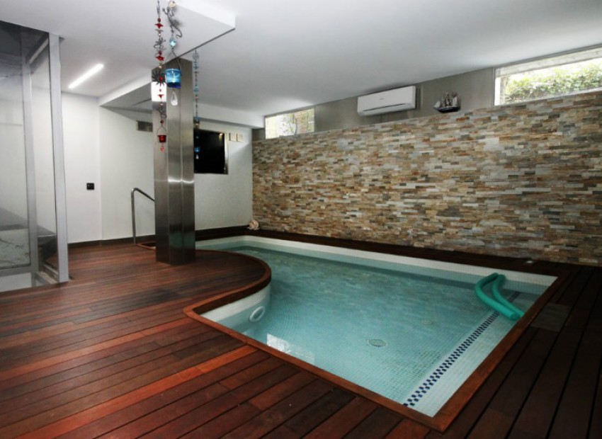 Venta - Adosado -
Gava