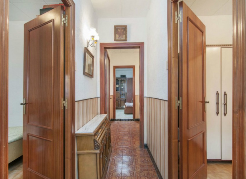 Venta - Adosado -
Gava