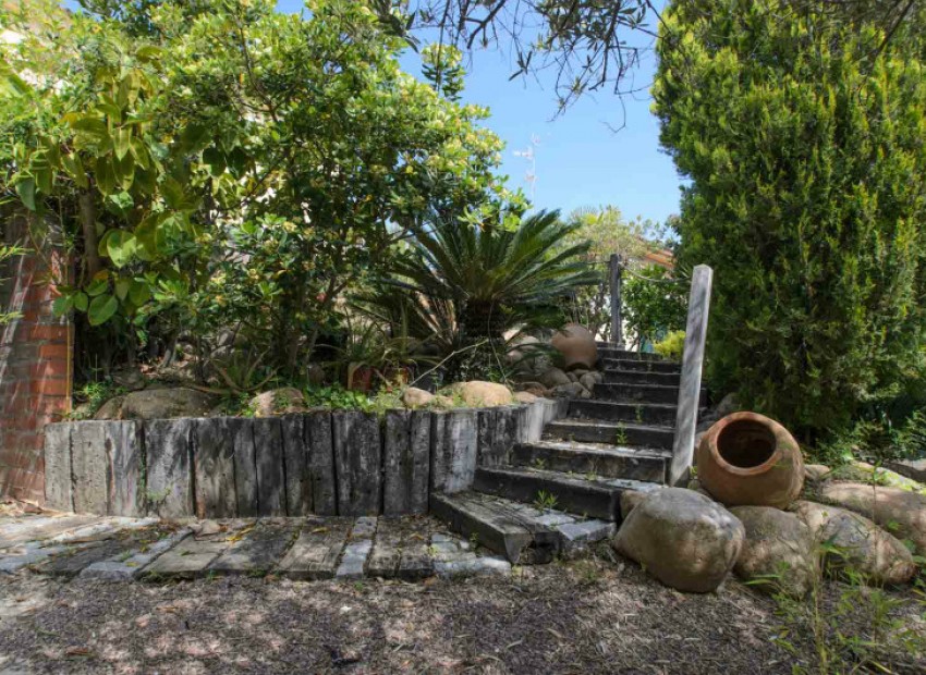 Venta - Chalet -
Calafell