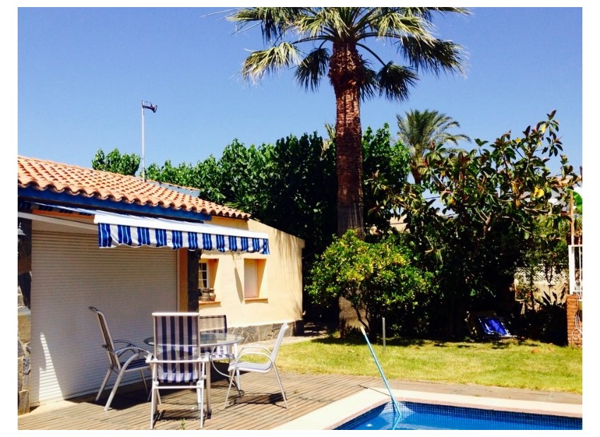Venta - Chalet -
Cambrils