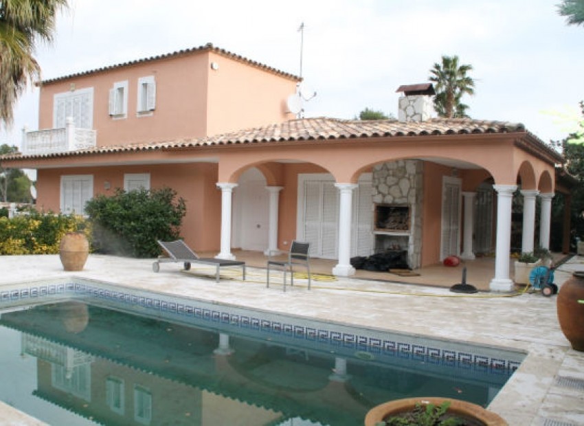 Venta - Chalet -
Patja de Aro - Sant Feliu de Guixols - Sant Antoni de Calonge - Costa