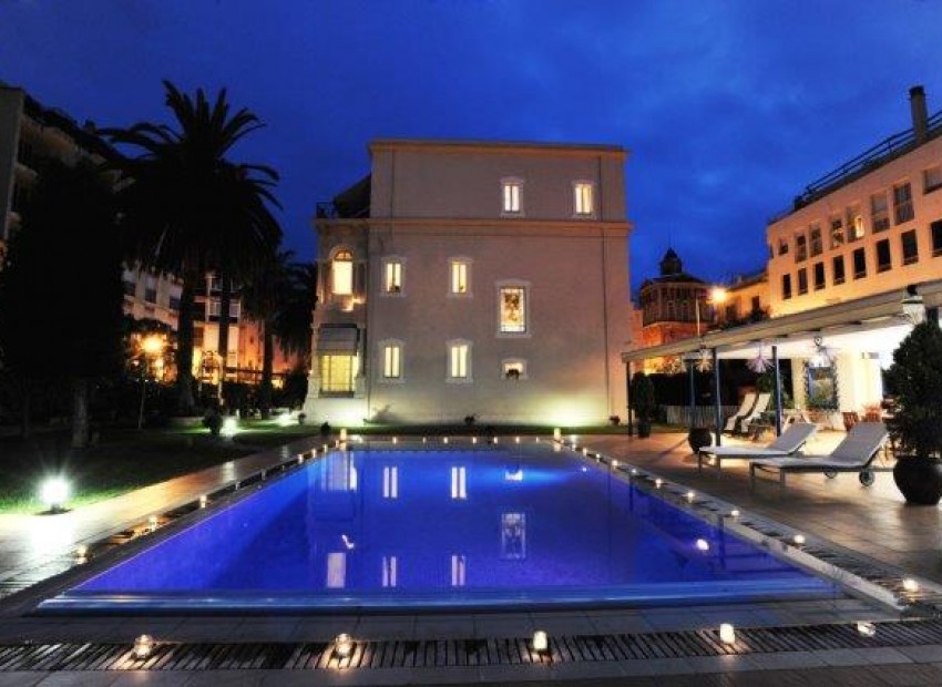 Venta - Chalet -
Patja de Aro - Sant Feliu de Guixols - Sant Antoni de Calonge - Costa