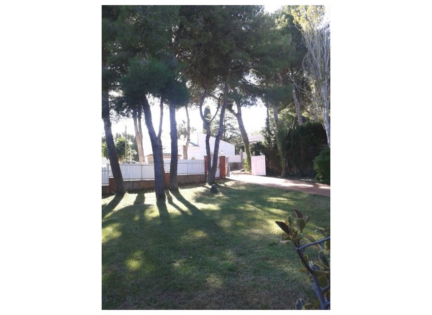 Venta - Chalet -
Roda de Bara