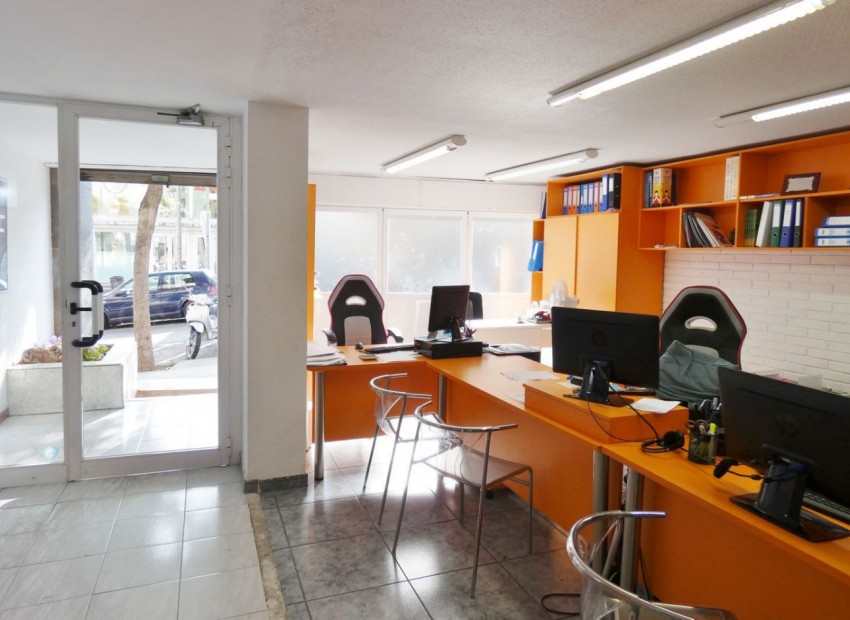 Venta - Oficina -
Barcelona - El Guinardo