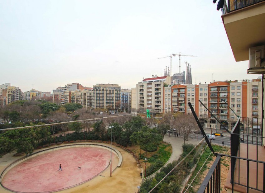 Venta - Piso -
Barcelona