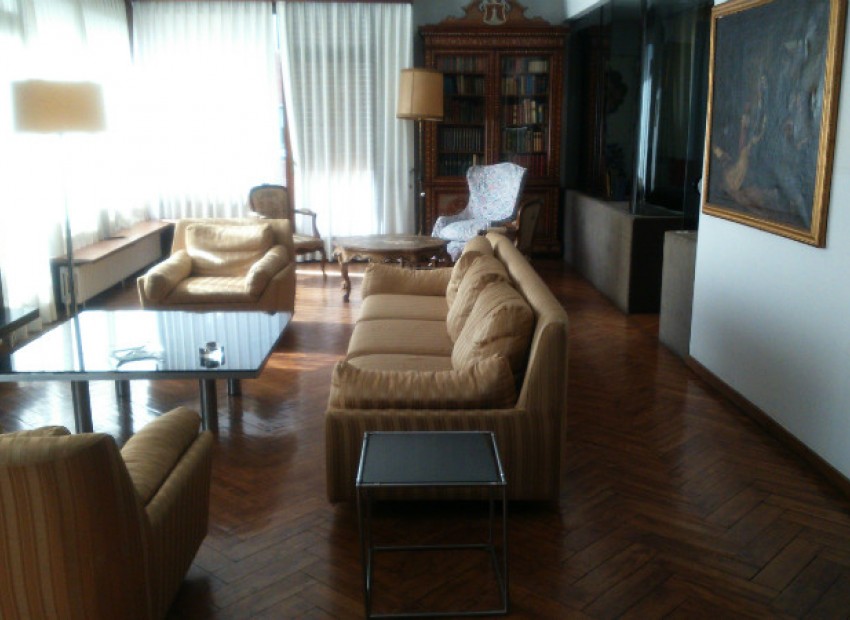 Venta - Piso -
Barcelona