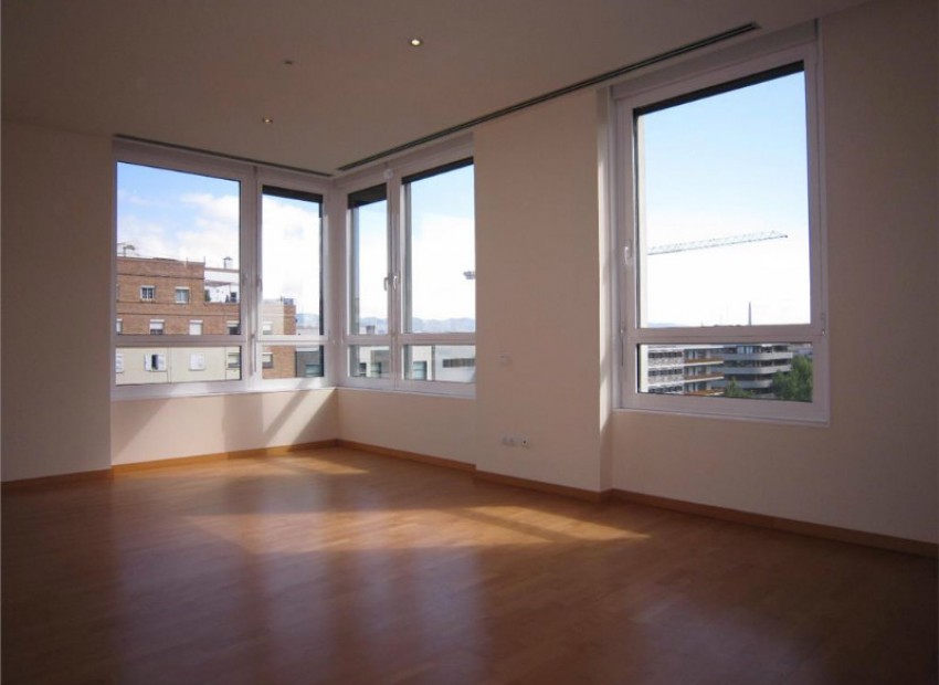 Venta - Piso -
Barcelona