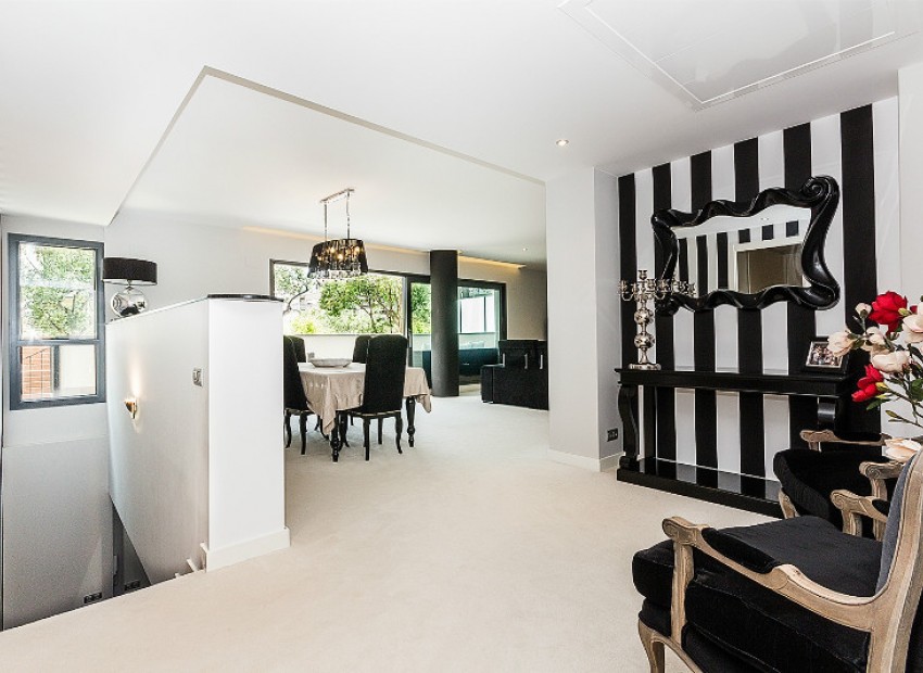 Venta - Piso -
Barcelona