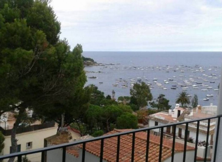 Venta - Piso -
Begur, Calella de Palafrugell - mar