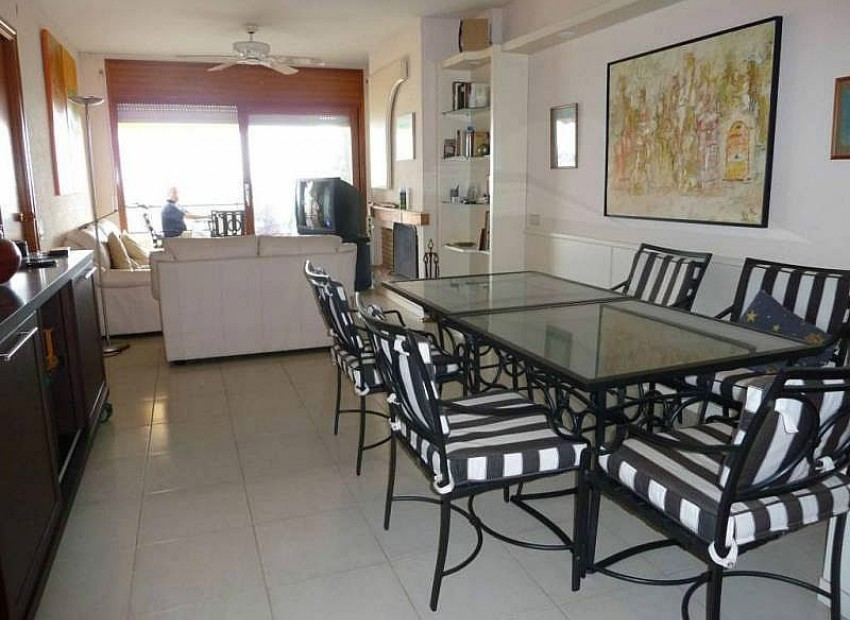 Venta - Piso -
Calafell