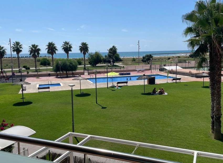 Venta - Piso -
Cubellas