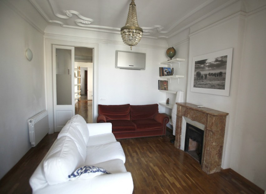 Venta - Piso -
Eixample