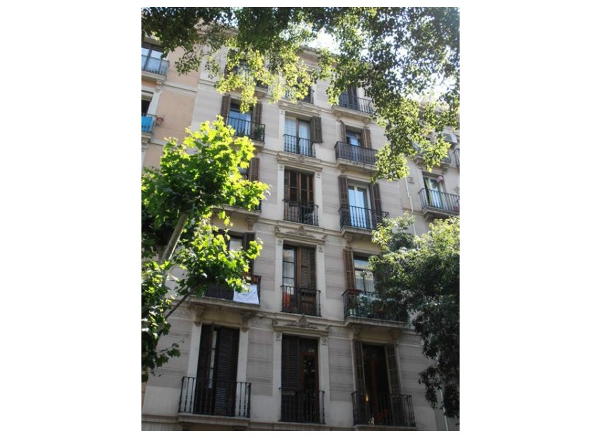 Venta - Piso -
Eixample