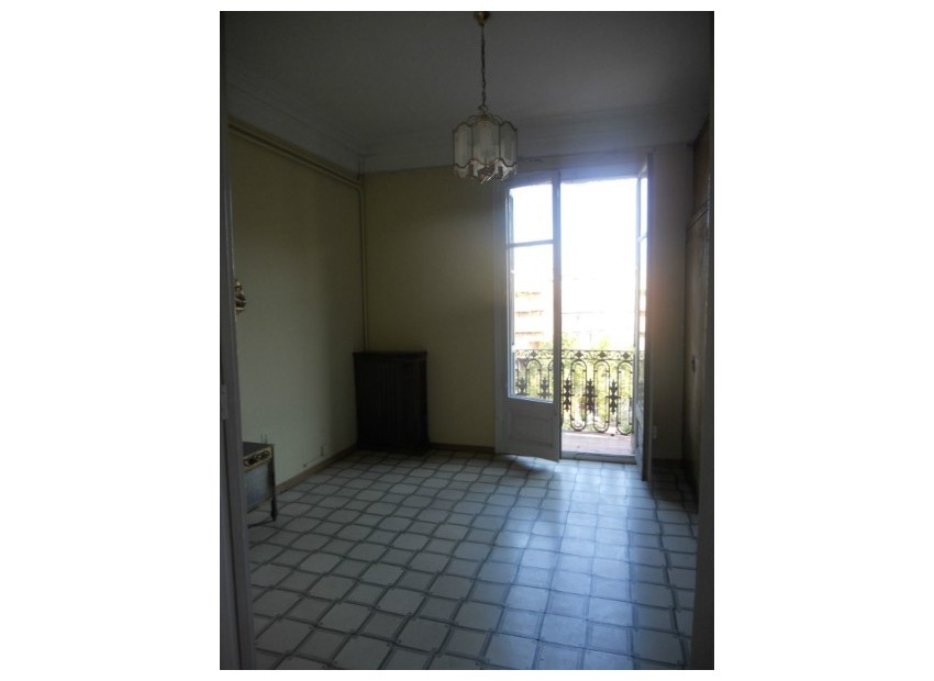 Venta - Piso -
Eixample