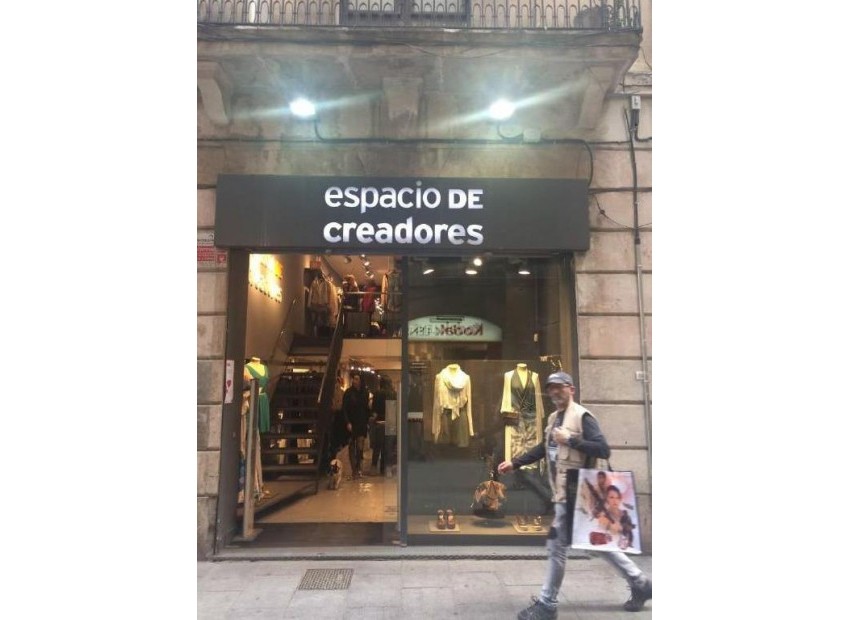 Venta - Tienda -
Barcelona