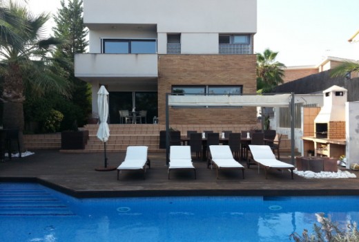 Вилла - Продажа - Barcelona - Barcelona