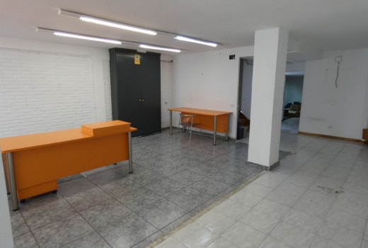 Venta - Local comercial  -
Barcelona - El Guinardo