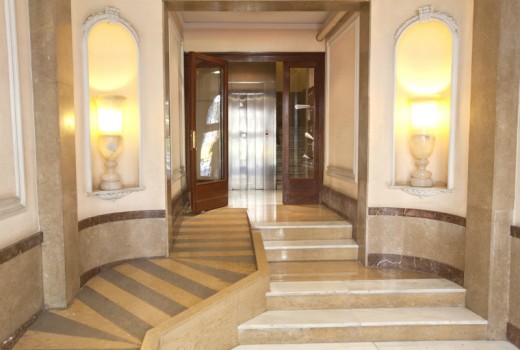 Venta - Piso -
Eixample