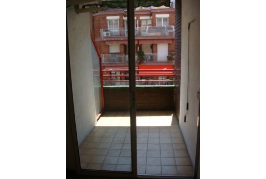 Продажа - Piso -
Barcelona