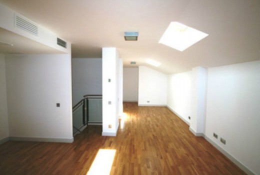 Sale - Piso -
Barcelona