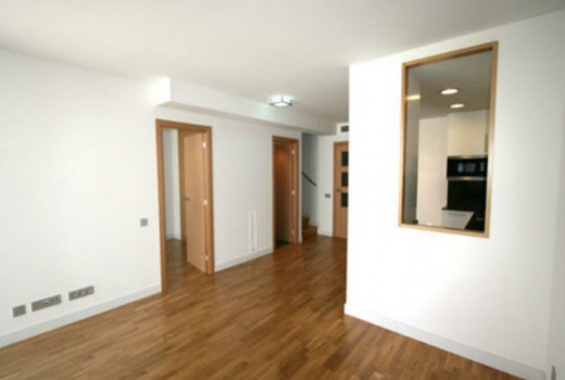 Sale - Piso -
Barcelona