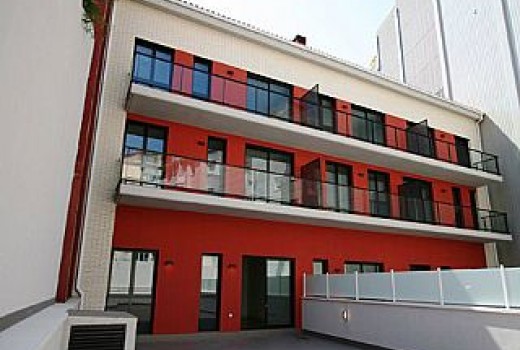 Sale - Piso -
Barcelona