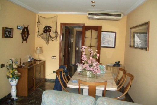 Sale - Piso -
Calafell