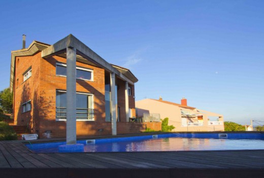 Sale - Chalet -
Gava