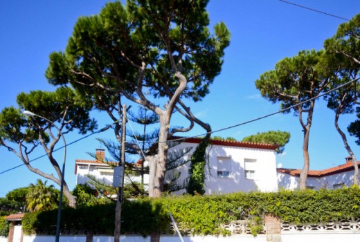 Sale - Chalet -
Castelldefels