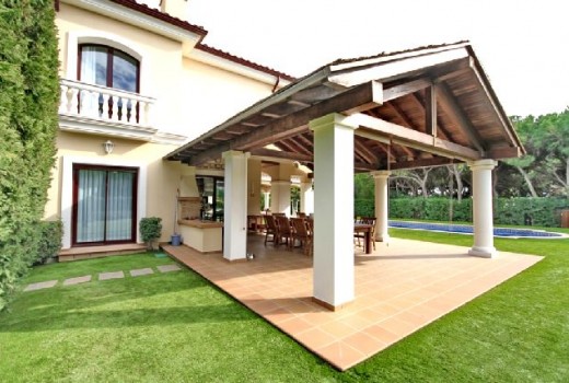 Sale - Chalet -
Gava