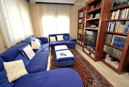 Sale - Chalet -
Gava