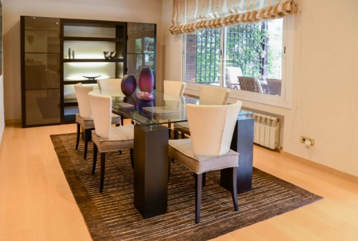 Sale - Chalet -
Gava