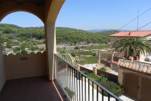 Venda - Chalet -
Coma Ruga