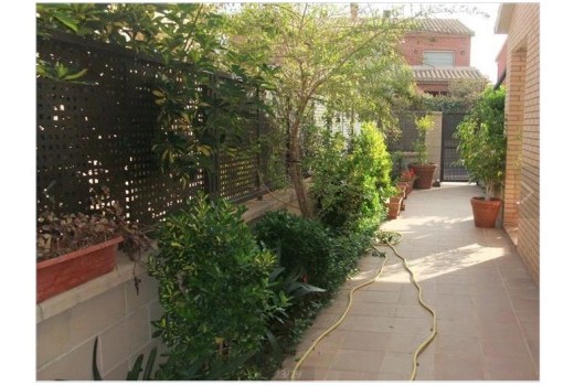 Sale - Adosado -
Cambrils