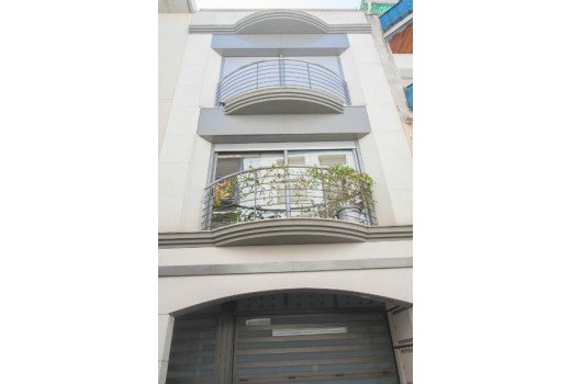 Venta - Chalet -
Barcelona