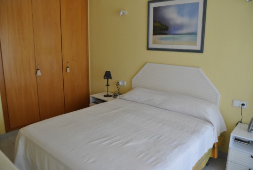 Sale - Piso -
Roda de Bara