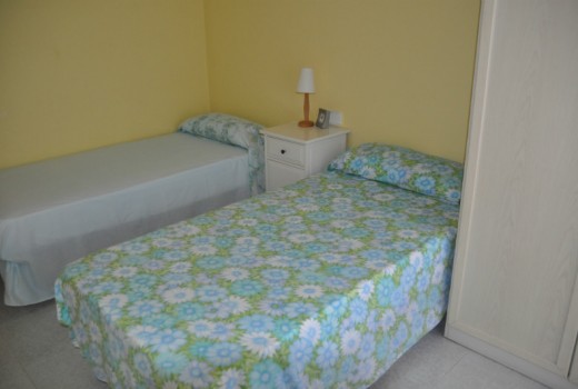 Sale - Piso -
Roda de Bara