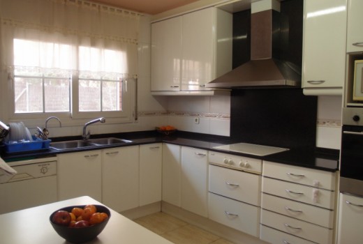 Sale - Adosado -
Barcelona