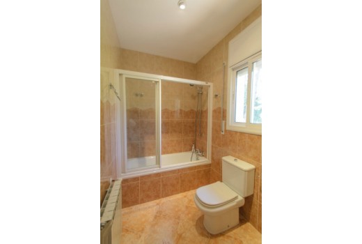 Venda - Chalet -
Calafell