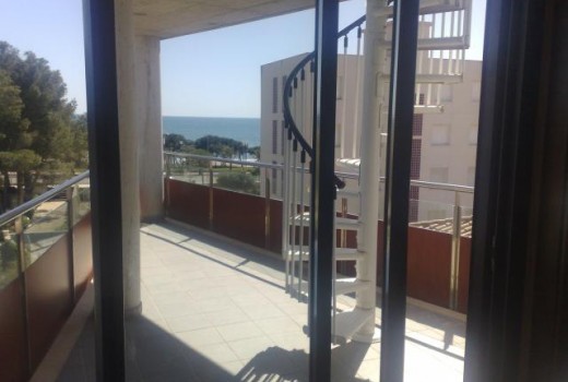Sale - Piso -
Cambrils