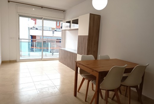 Sale - Piso -
Calafell