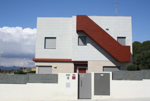 Sale - Adosado -
Cambrils