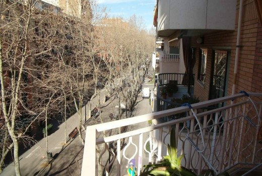 Sale - Piso -
Barcelona - El Poblenou