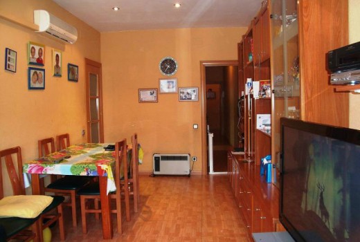 Sale - Piso -
Barcelona - El Poblenou