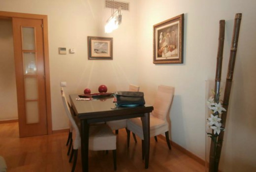 Sale - Piso -
Barcelona