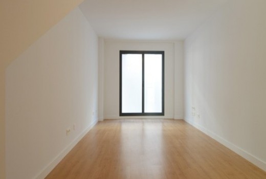 Sale - Piso -
Barcelona - El Poblenou