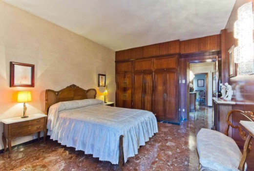 Sale - Piso -
Eixample