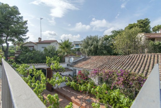 Sale - Chalet -
Castelldefels